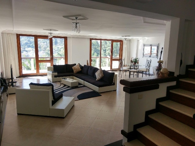 Mansion With Breathtaking Views For Villa Price. - 19